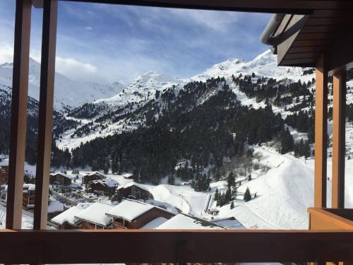 Appartement familial a Meribel, balcon, casier a skis, parking privatif - FR-1-355-237 in Meribel Mottaret