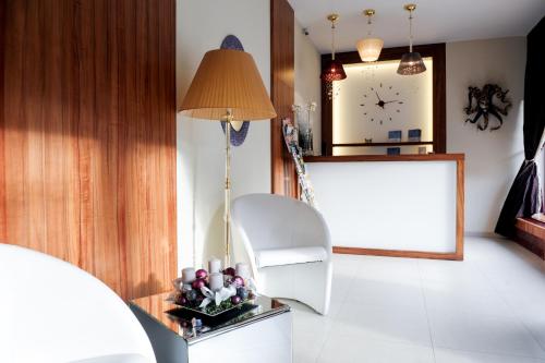 Myo Hotel Mysterius - image 10