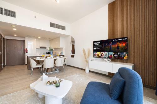 SmartStay at Zaya Hameni - Modern Luxury Apartments - Unique in JVC - image 13