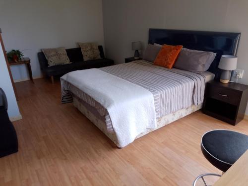 1 double bed