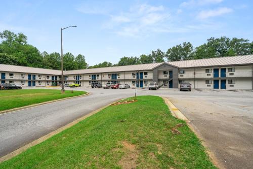 Southern Suites Carrollton - image 4