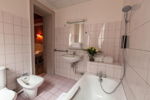Brit Hotel Bristol Montbéliard Centre - image 2