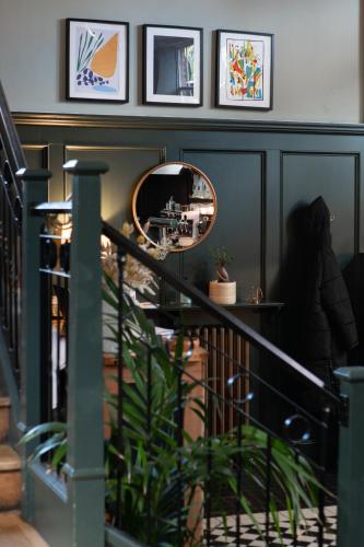 Facilities, Celentano's Restaurant with Rooms in East End