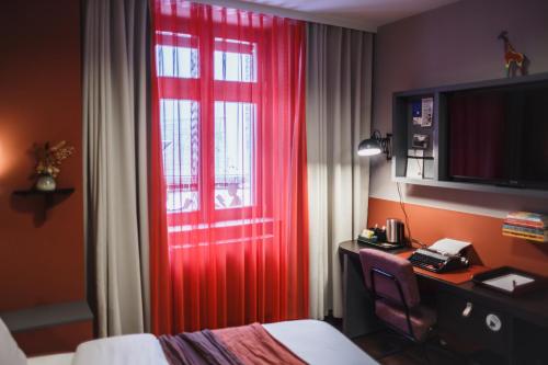 The Circus Hotel - image 11