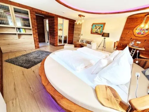 Luxus Romantik Apartment mit Whirlpool und Sauna in Ottenhöfen im Schwarzwald, Deutschland