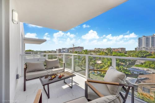 Lux 3BR City-View Retreat in Hollywood, 4th Floor in Hollywood, USA