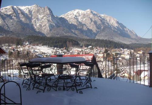 balkon/terras, Casa De Vacanta Elena in Poiana Tapului