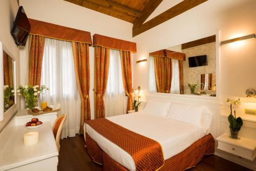 Casanova Fourrooms, Venice