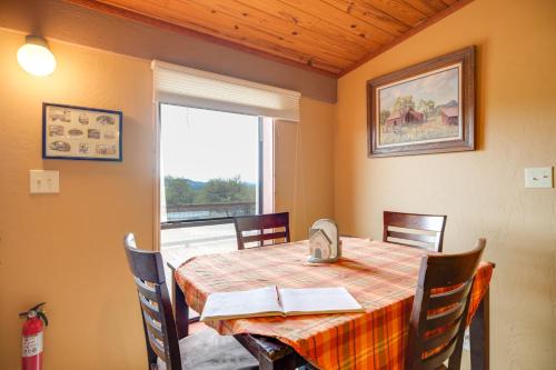 Cozy Medina Vacation Rental in Texas Hill Country in Medina, USA