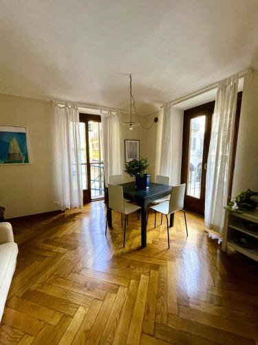 La Mole davanti alla finestra!, Turín (fotografie 4)