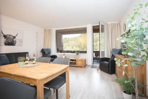 Deluxe Apartment - Sauna & Pool - Free Parking in Winterberg, Deutschland