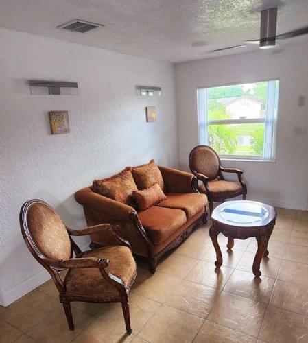 Ava Lea's Falls in Orlando West