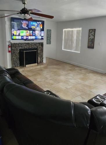 Ava Lea's Falls in Orlando West