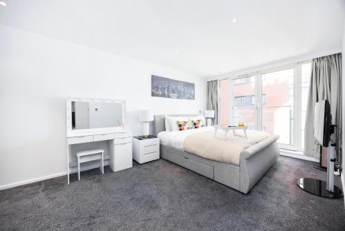 Austin David Apartments ExCeL - image 9