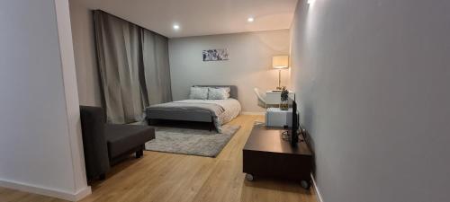 Confortável ensuite 1 privado centro da cidade (Confortavel ensuite 1 privado centro da cidade) in Povoa De Varzim