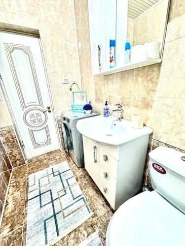 3х комнатная на Толе би дом 78, Taraz (fotografie 2)