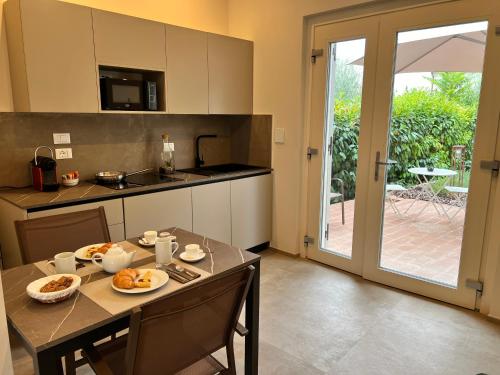 virtuve, CorteViva Cottage in Civitella D'Arno