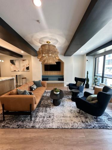 Amazing Uptown Apartment Free Parking Pet Friendly in Dallas, USA