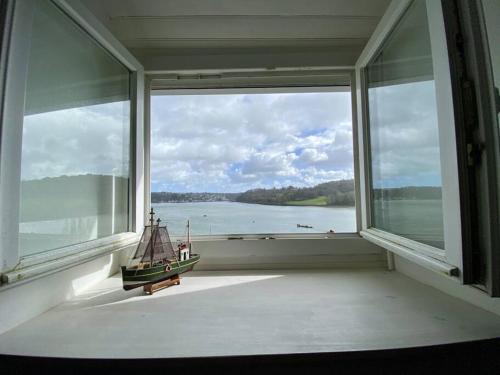Locquenole - maison avec vue mer in Locquenole