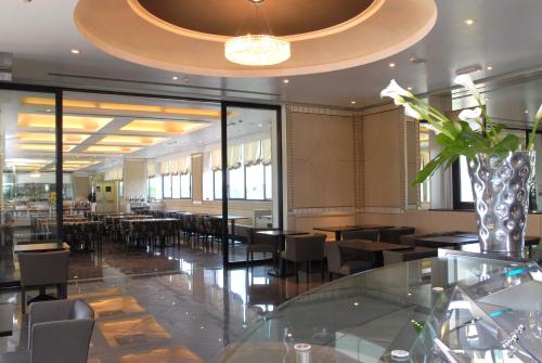 酒吧/高級酒吧, 杜卡迪曼托瓦大酒店 (Grand Hotel Duca Di Mantova) in 塞斯托聖喬凡尼