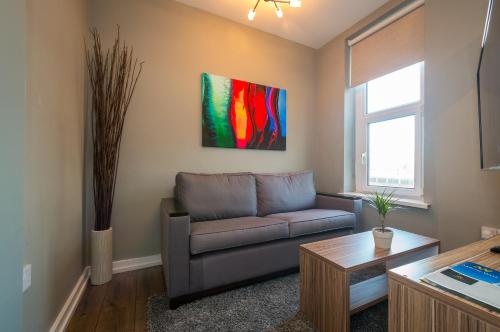 Aaron Wise Apartments