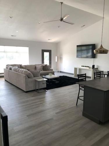 Hideaway in a Luxurious Location Hideaway in a Luxurious Location