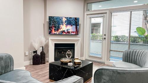 Modern Apartment in Trendy Area, Los Angeles (fotografie 9)