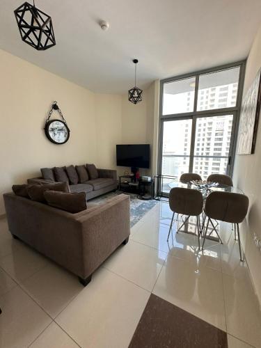 Dubai Marina Royal Premium Serviced Apartments Marina Wharf - KIDS STAY FREE plus free check in 24 hours, Дубай (фото 4)