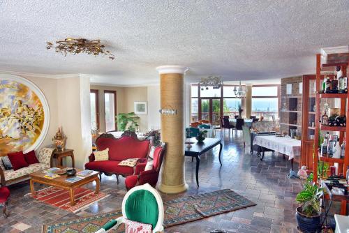 Aeneas Hotel - image 5