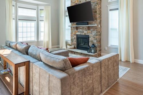 Lake Harmony Getaway 4BR Near Resorts & Ski in Lake Harmony, USA