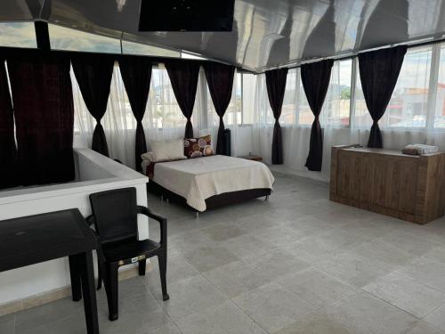 APARTAESTUDIO AMOBLADO EN ZONA ROSA DE DOSQUEBRADAS in Dosquebradas