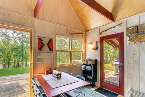 Riverside Retreat in Crosby Pet Friendly! in Crosby, USA