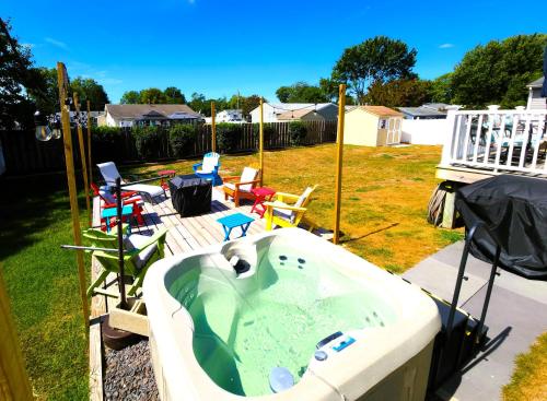 Cozy Shore Cottage, HOT TUB, PETS WELCOME in Cape May, Vereinigte Staaten von Amerika