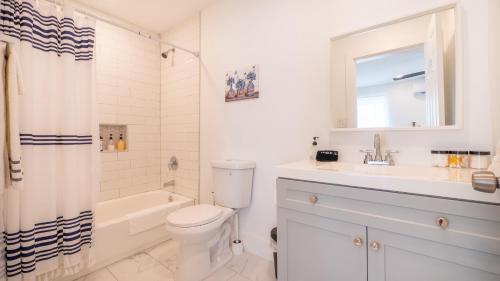 Collins Garden Park, Pet Friendly,1st Floor Studio in San Antonio, USA
