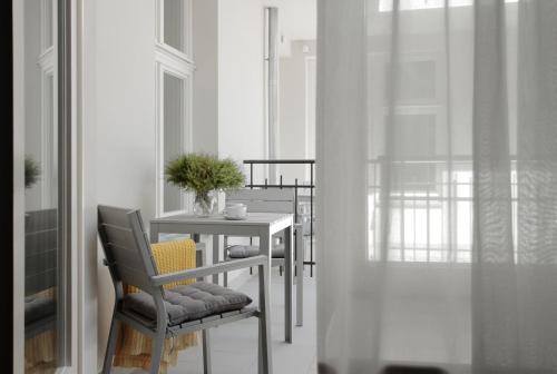 STRADONIA Serviced Apartments - image 14