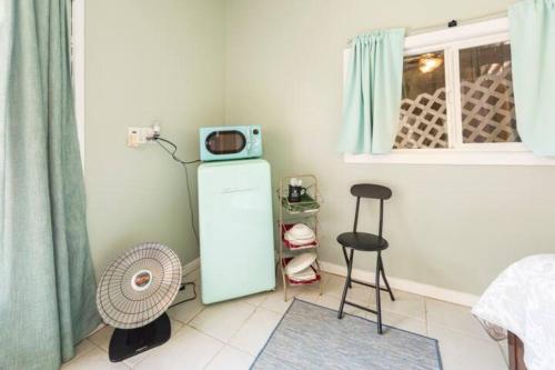 Pool Room - Entire Guest Suite - Private Entrance, San Diego (foto 6)