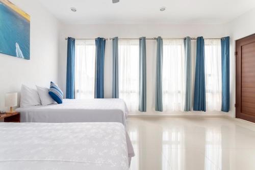 Wow! Gated House WiFi 5Rooms 12Pax Pool Private, Cancún