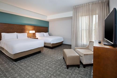 Staybridge Suites AUBURN HILLS By IHG in Featherstone