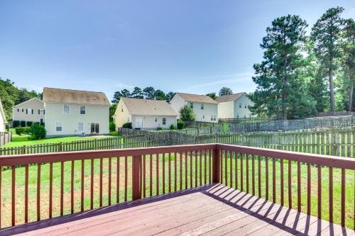 Modern Gem 18 Mi to Downtown Columbia! in Columbia, USA