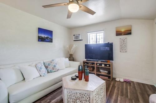 Navigate Stays Quick & Easy Family Stay w Modern Charm in San Diego, USA