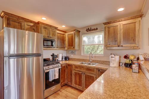 Konyha, Treetop River Cabins on the Guadalupe River in Center Point (TX)