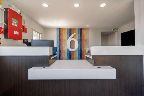 OYO Hotel Fort Worth East Gateway Ball Park - image 10