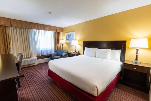 Fireside Inn & Suites Portland in Portland (ME)