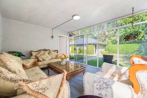 Charming Stay in Prime Vancouver Location in Vancouver, Canada