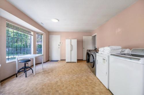 Charming Stay in Prime Vancouver Location in Vancouver, Canada