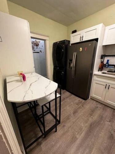 2 bedroom apt near NYC& Metlife in Wood-Ridge, USA