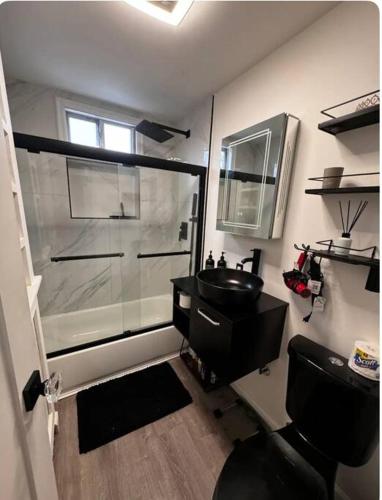 2 bedroom apt near NYC& Metlife in Wood-Ridge, USA