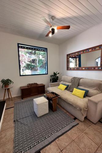Közös társalgó / TV, Casa na Serra para 14 Pessoas com Piscina e Churrasqueira - Da Francesa in Bom Jardim