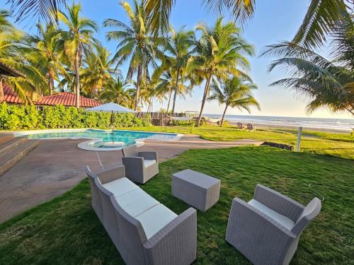 Villa San Juan, playa Costa Azul in Acajutla