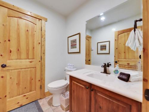 517 Vasels - Town Home - image 11